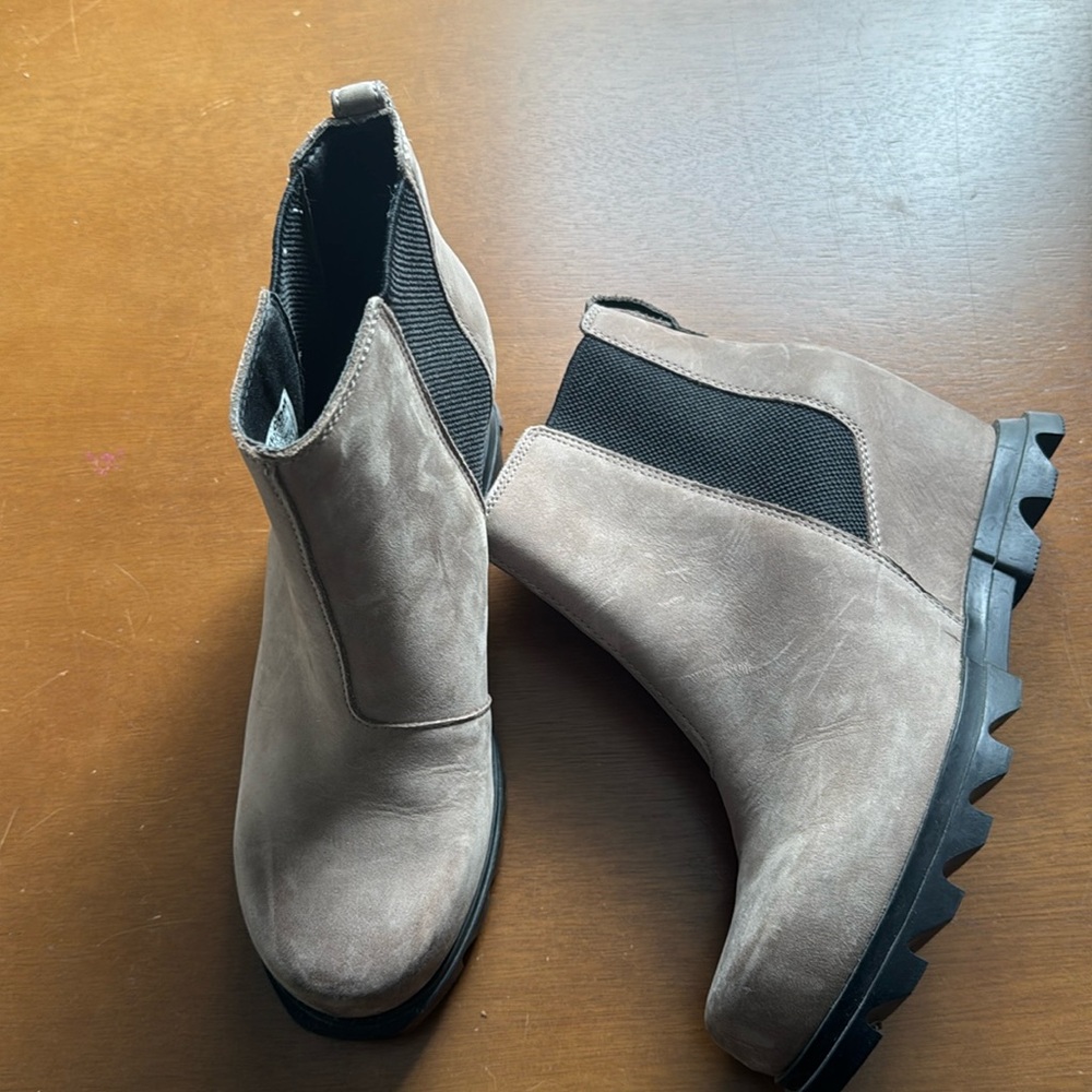 Sorel Joan of Arc III size 8.5 *worn once*